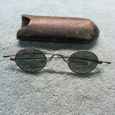 Vintage Eyeglasses Wire Frames / Dark Len's