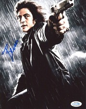 Benicio Del Toro Sin City Authentic Autographed Signed 8x10 Photo ACOA 2020-1