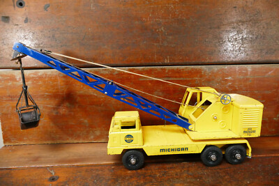 Vintage Nylint 2200 Michigan Shovel Crane Pressed Steel Truck Clark Model  T-24