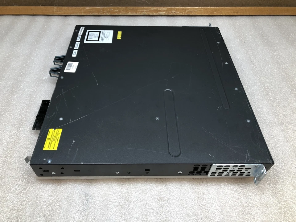 Cisco Catalyst WS-C3560X-48T-S 48-Port Gigabit Ethernet Switch W/C3KX-NM-1G - Image 4 of 4