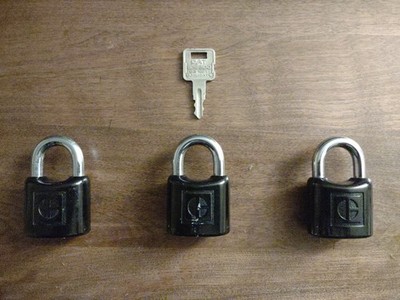 3 Vintage Caterpillar Pac-Man Lock Farm Tractor Truck Heavy Equipment Pad 5P8500