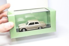 Vanguards VA07303 Ford Cortina MK1 Ford 100th Anniversary - MIB 1:43