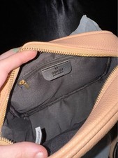 Gucci Beige Soho Wristlet Zip Pouch w/ Tassel...