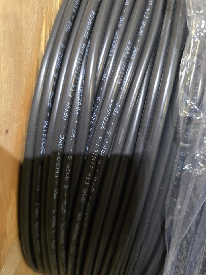 CABLE ÓPTICO 6MM 62.5-TB2-OFNR FT4 2200 PIES DE LONGITUD  Foto 4 de 4