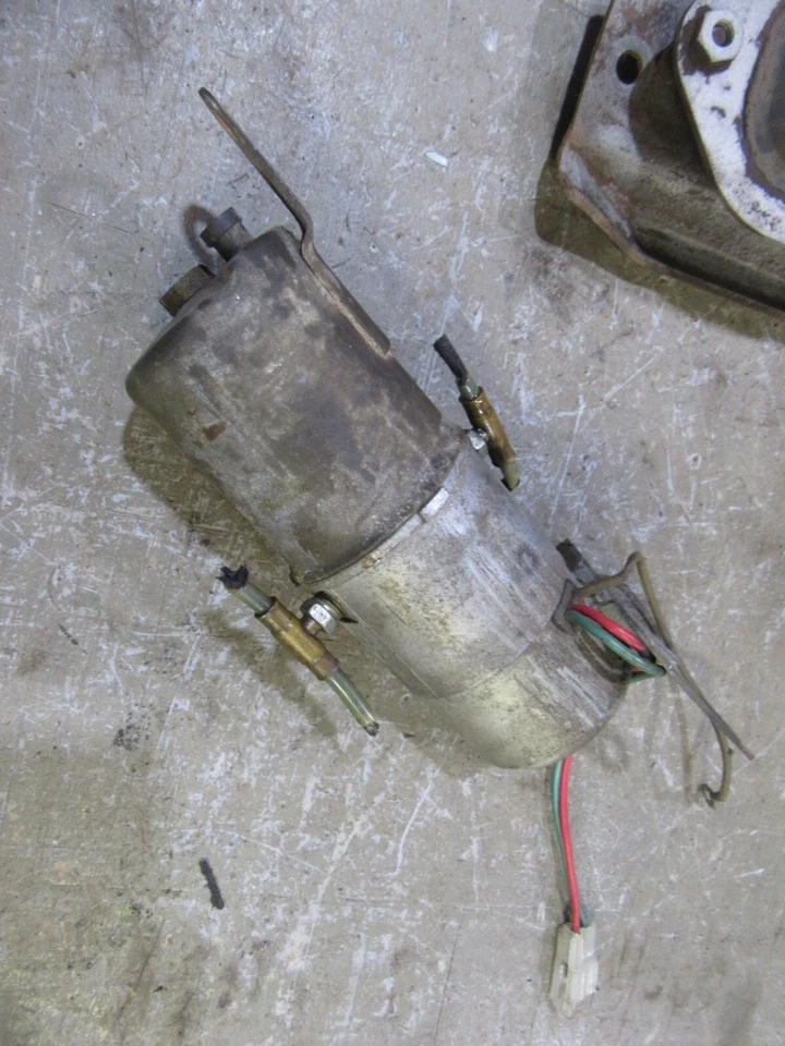 Cadillac Deville 1965 1966 convertible techo cilindro hidráulico bomba motor GM Foto 3 de 3