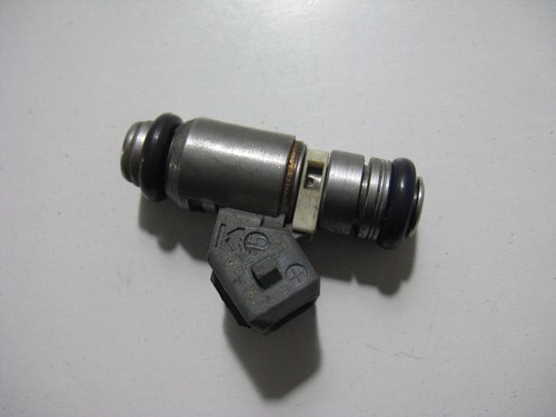 Aprilia RSV4 1000 Factory APRC, 11-12 Einspritzventil unten Einspritzdüse Ventil