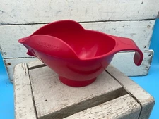Vintage "Pourfect" Plastic Red Measuring Cup, Randy Kaas Design