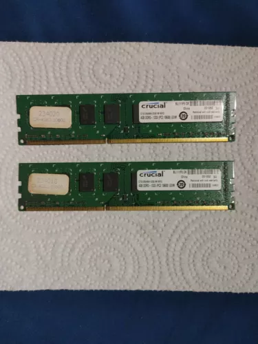 Crucial 8GB DDR3 Desktop RAM 1333MHz 240-Pin UDIMM PC3-10600 1.5V Memory CL9 LOT - Picture 1 of 6