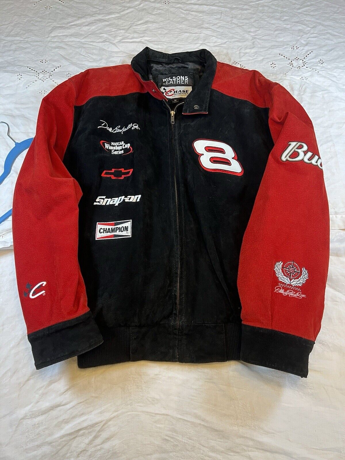 Foto 1 di 24