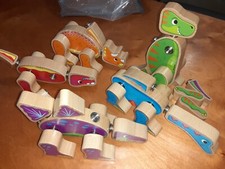 LAKESHORE Learning Dinosaurs SNAP TOGETHER Wo...