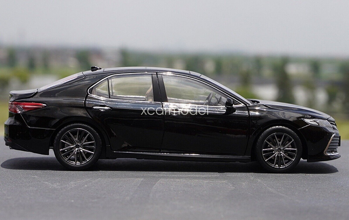 1/18 Scale Cam 2021 8th Generation Black Diecast Car Toy Collecton
