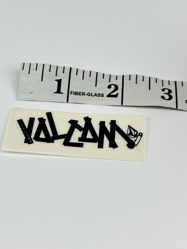 Volcom Vintage Collectable Sticker 'Volcom' with Daimond - Picture 2 of 2