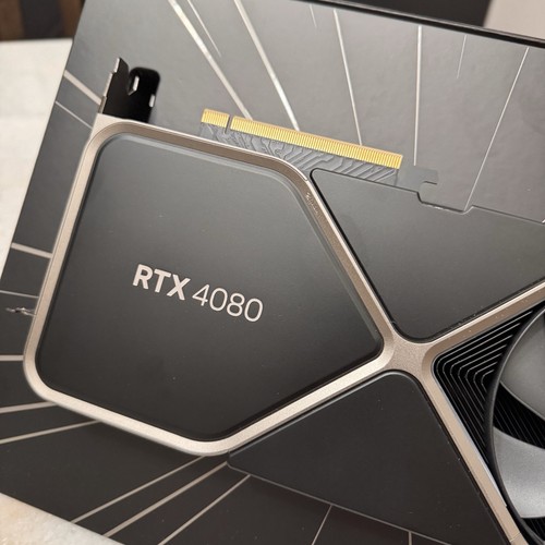 NVIDIA GeForce RTX 4080 Founders Edition 16GB GDDR6X Grafikkarte - Bild 2 von 7