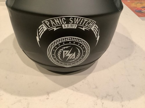 KURT BUSCH AUTOGRAPHED SHR PANIC SWITCH FULL SIZE HELMET & AUTOGRAPHED CARD - Picture 13 of 17