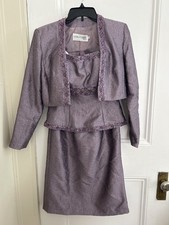 Social Occasions by Mon Cheri Lilac Embellished Two-PieceDress Suit Size 6