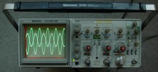 Tektronix 2235 AN/USM488 100MHz Two Channel Oscilloscope, Two Probes, Power Cord