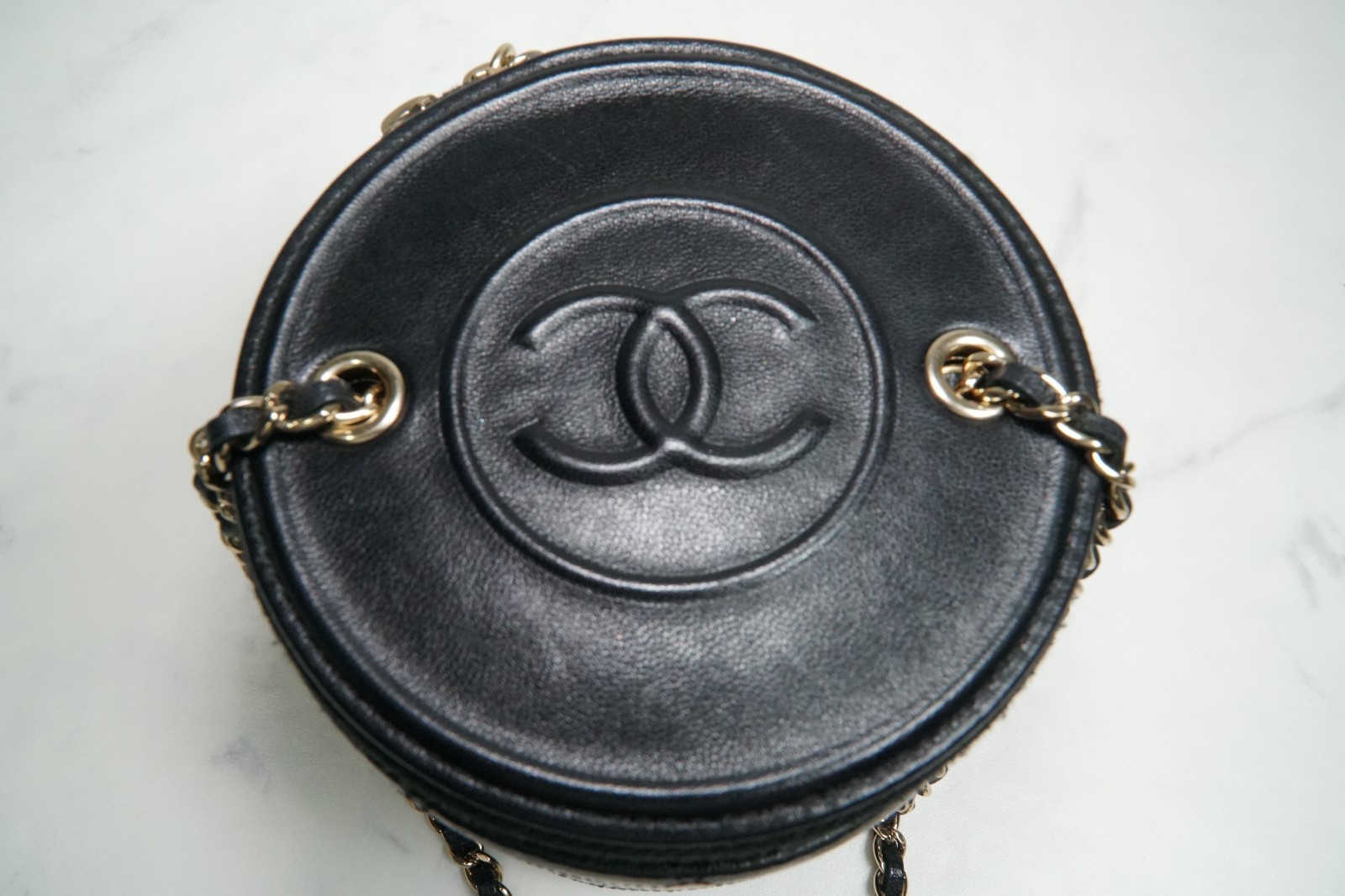 [Excellent] CHANEL Matelasse CC Round Chain Shoulder Bag Vanity Lambskin Black image 2