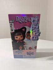 100 AUTHENTIC Bratz Bratziez Iconz Series Plush Blind Box with Charm - SEALED