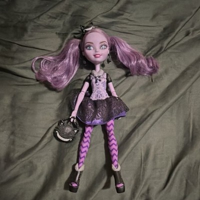 Mattel Ever After High Madeline Hatter Purple Fashion Doll Purse Outfit