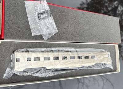 S Soho Co 0322 Southern Pacific Parlor Stateroom Corrugated Sided Train HO Car