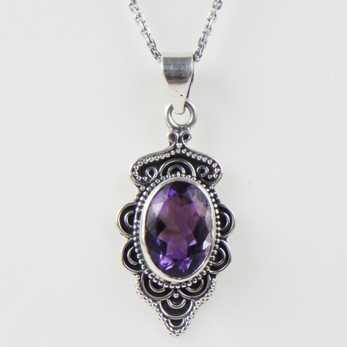 Collier Licorne Cadeau - Pendentif Violet Et Blanc Avec Cabochon, Chaîne 45 Cm, Alliage Métallique, Neuf Avec étiquettes