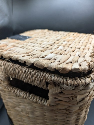 Tommy Bahama Woven Basket with lid - 第 5/7 張圖片