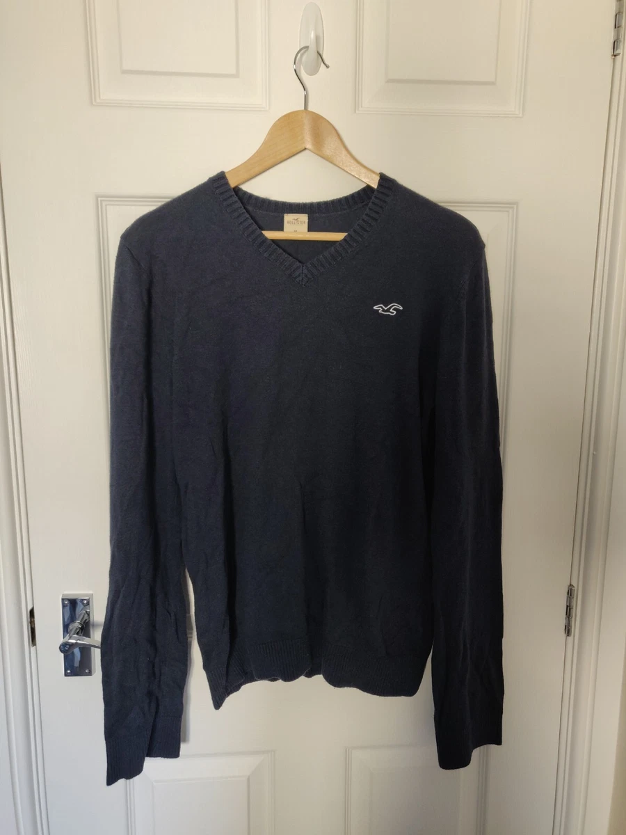 Hollister Men s Navy V Neck Jumper Medium