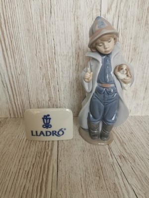 LLARDO KLEINER FEUERWEHRMANN MIT WELPE HUND 06334