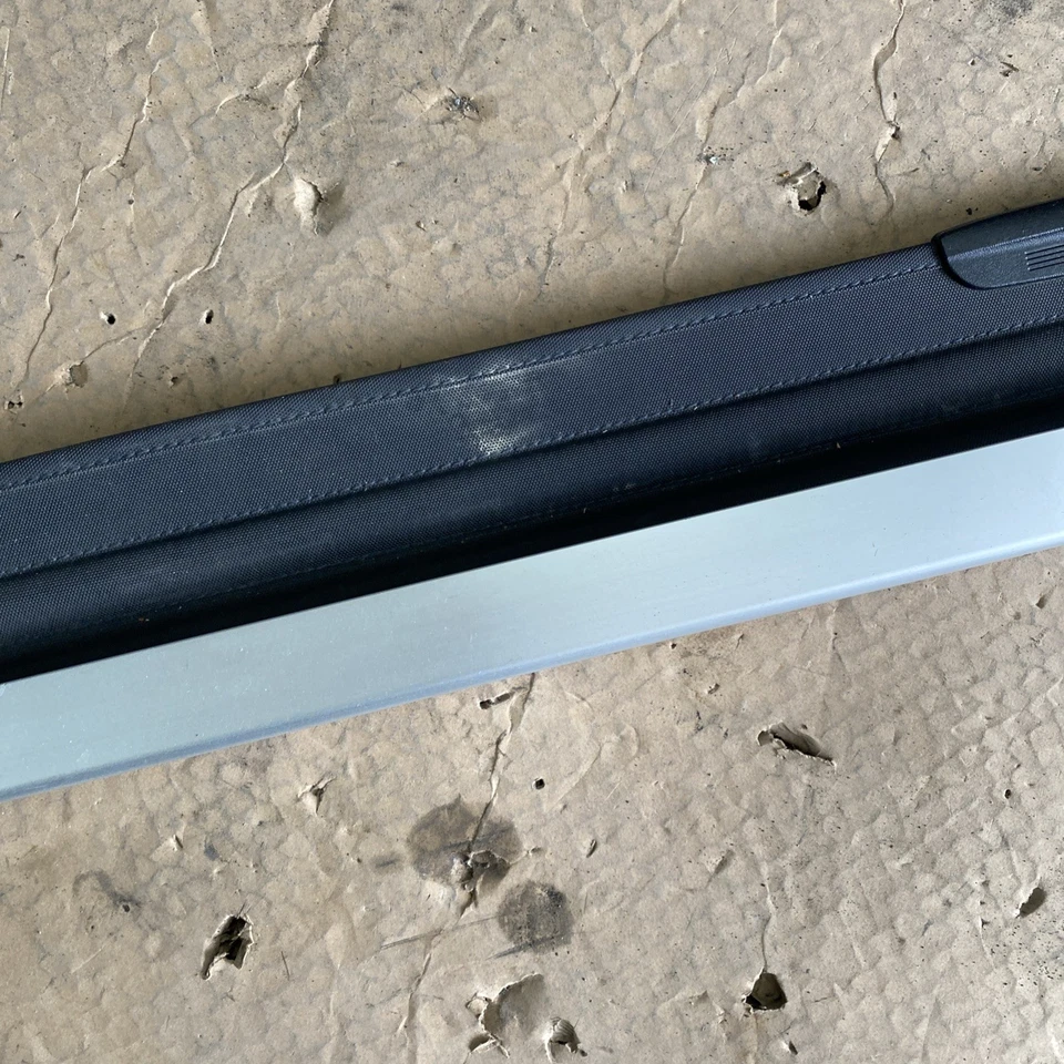 Cubierta de carga trasera Subaru Legacy Outback 2005-2008 OEM Foto 3 de 4