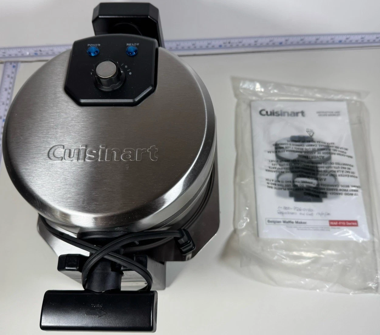 Cuisinart 1000W Belgian Waffle Maker Flip Rotate Stainless Steel WAF-F10 WORKS
Opens in a new window