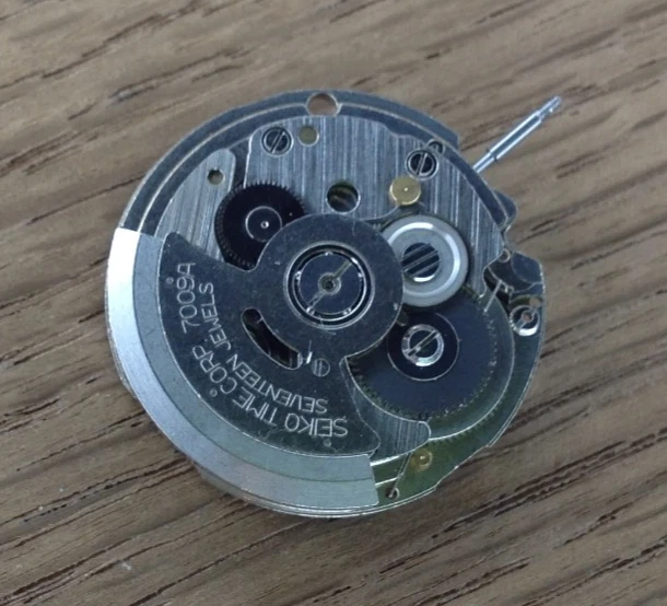 Seiko 7009A  Automatic Watch Movement - Used - WORKING - Image 4 of 4