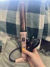 L'ange Curling Wand 1.25 in Ceramic Pink HT015B Swivel Cord Electric Unisex