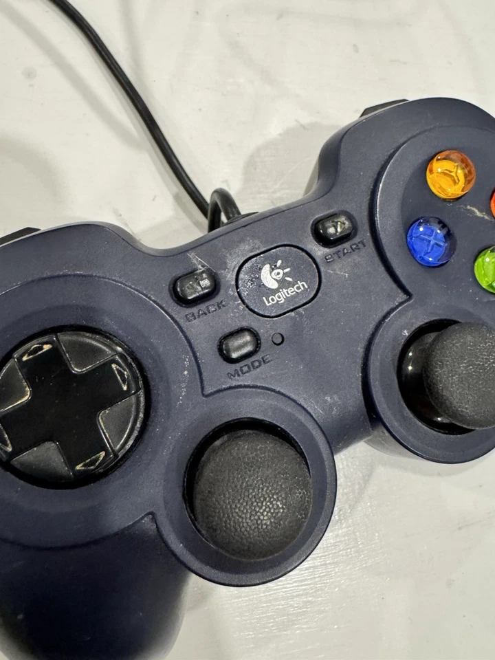 Logitech F310 Gamepad USB Wired Controller for PC Mac G-U0001 840-000058 - Image 2 of 3