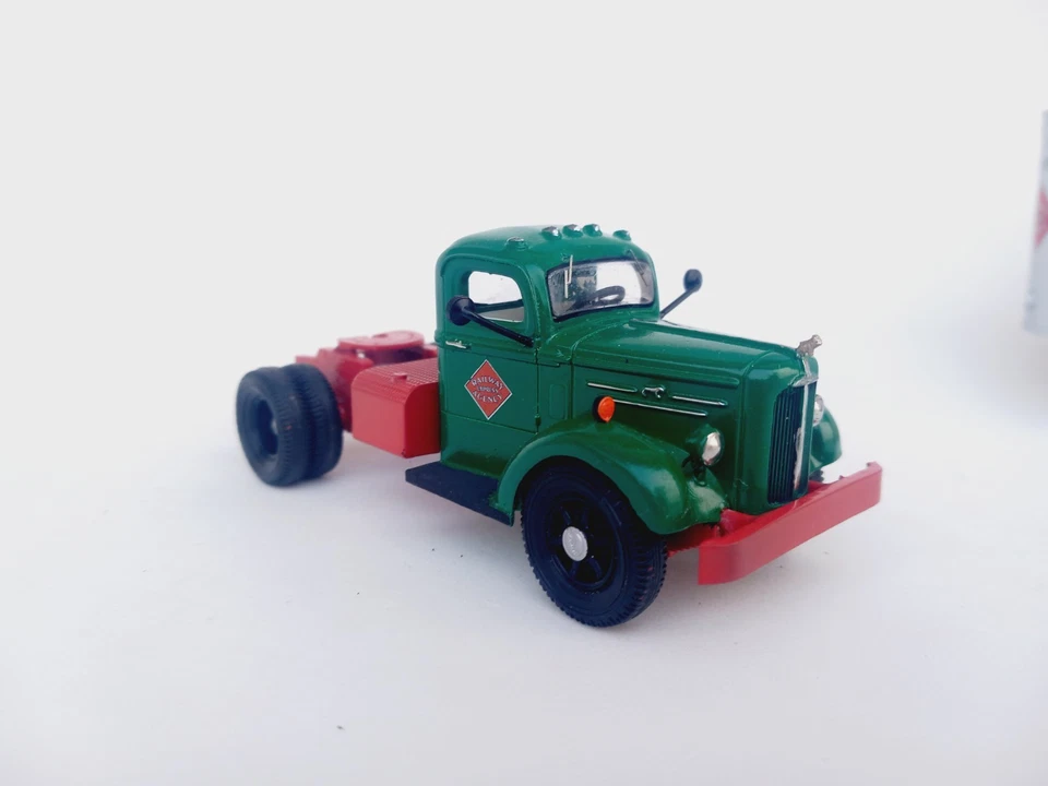 1/50 o scale 3d printed 1952 Mack A50 truck handmade custom kit bash REA - Image 3 of 4