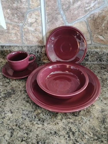 FIESTAWARE CINNABAR 5 Piece Place Setting Retired Excellent Condition