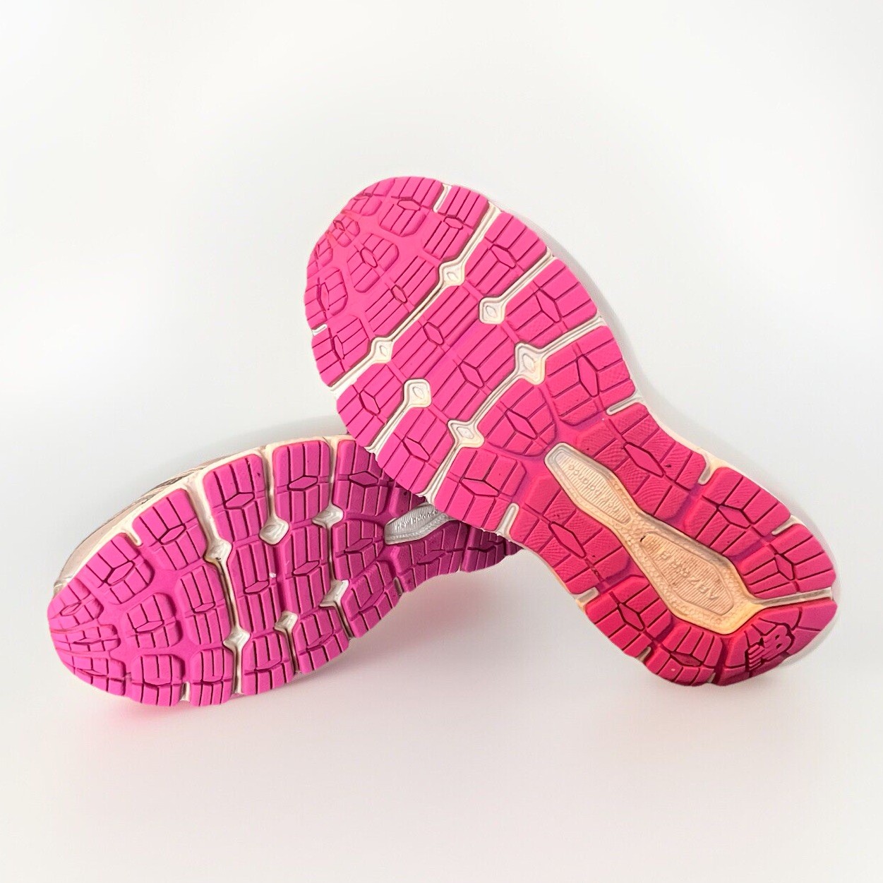 New Balance Womens 840 V3 W840WP3 Gray Running Shoes Sneakers Size 8.5 thumbnail 7