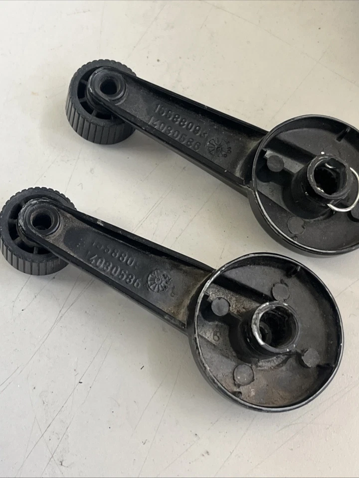 1985-2005 GMC Safari & Astro Factory OEM conjunto de manivela de janela preto 15588093 - Imagem 4 de 4