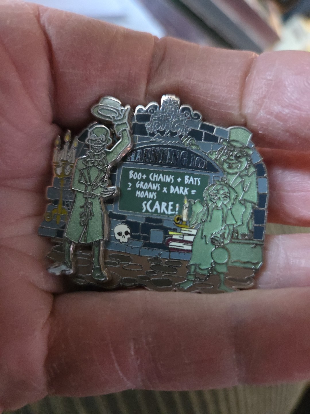 2008 HAUNTING 101 HAUNTED MANSION LE 1000 PIN DISNEY GUS EZRA 