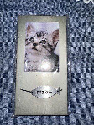 VTG Cat Metal Meow Picture Frame New In Package Metal Glass 5.75  Kitten Gift