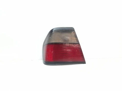 Piloto Trasero Izquierdo para NISSAN PRIMERA BERL./ TRAVELLER (P10/W10) 1706379 - Imagen 1 de 9