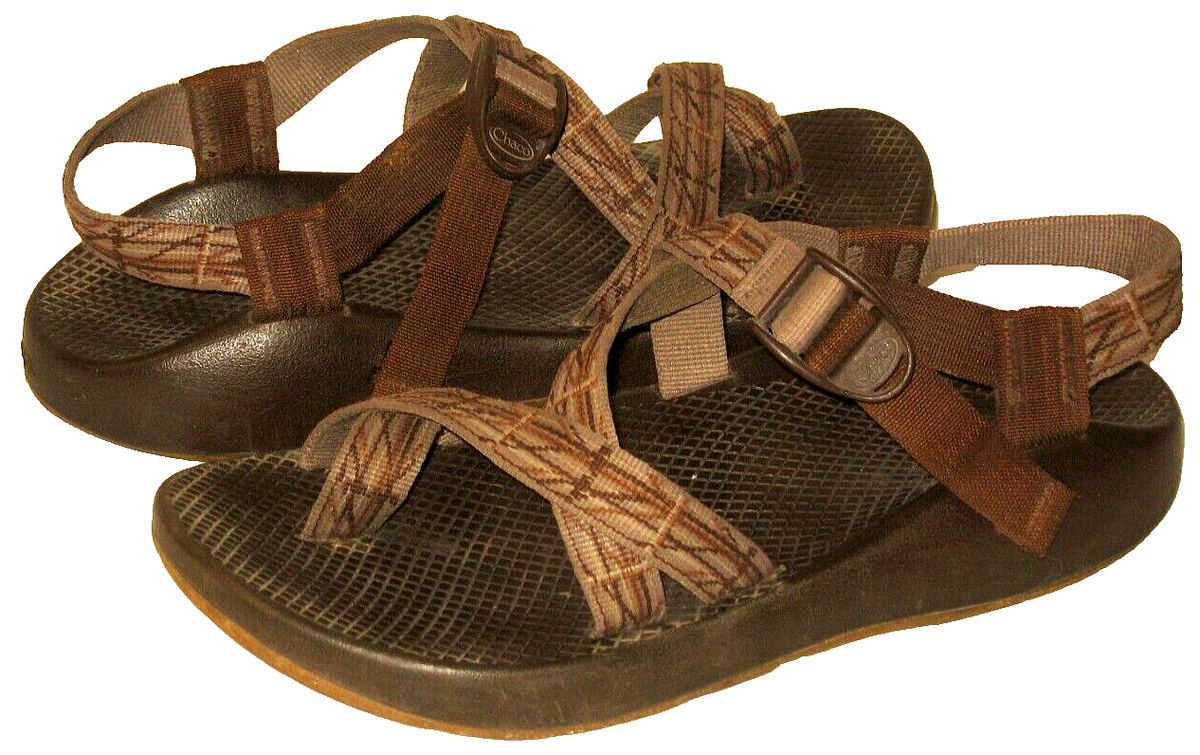 CHACO Z/2 Classic Sandal with Toe Loop - Men\'s 9 Amazon.com | Z/2 Classic | Sandals main image 4