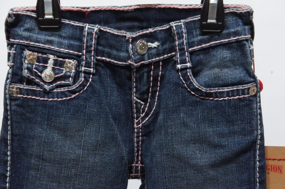 JEANS JULIE SUPER T DE NIÑA TRUE RELIGION CON PUNTADAS BLANCAS/ROSAS 4 Foto 3 de 4