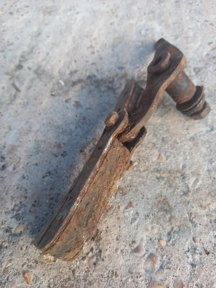 VINTAGE SUNBEAM 1920's REAR DUMMY RIM BRAKE. - Image 4 of 4