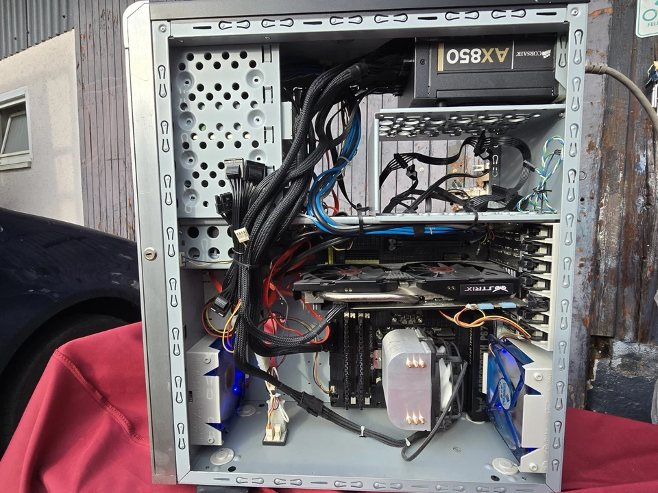 ENERMAX COMPUTER, Nicht Geprüft und nicht Komplett  - Image 2 of 4