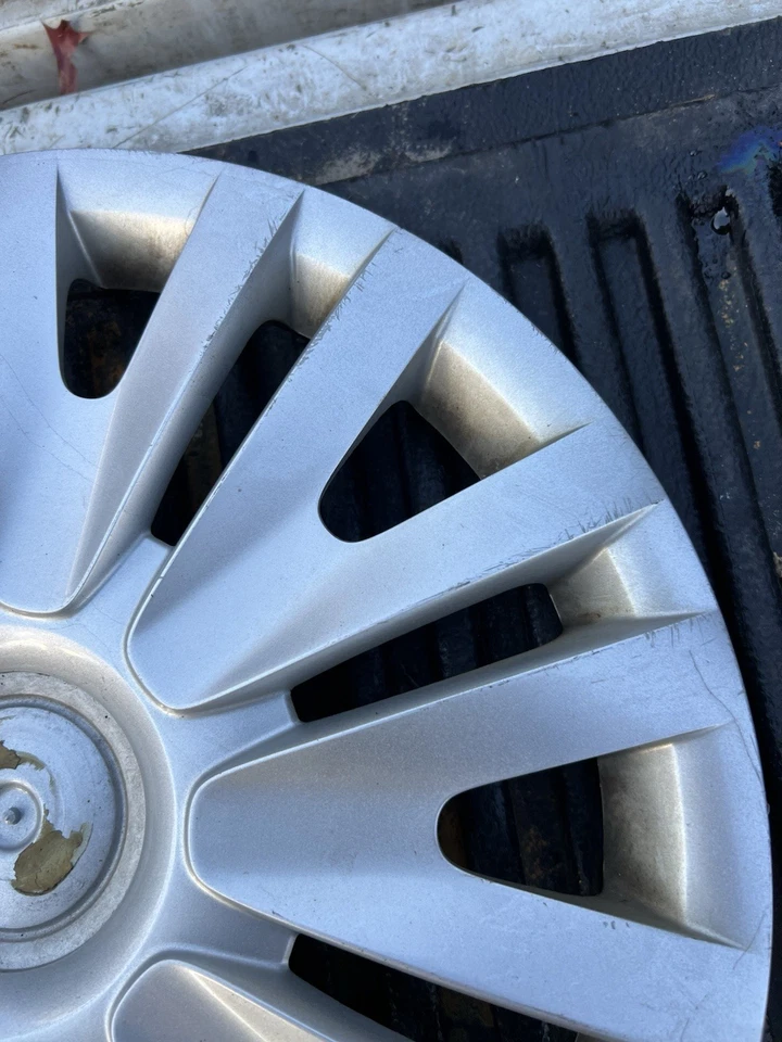 missing emb 10 11 12 13 14 VOLKSWAGEN GOLF 15'' wheel cover hub cap 5k0.601.147f - Изображение 3 из 4