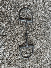 Gently Used Stainless Hunter Dee Slow Twist Snaffle Bit Jack  s 5.5  