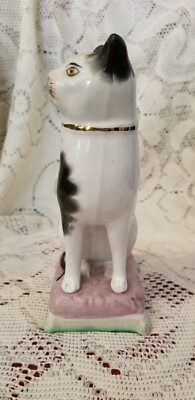 ANTIQUE STAFFORDSHIRE POTTERY SEATED CAT ON PILLOW FIGURE FIGURINE