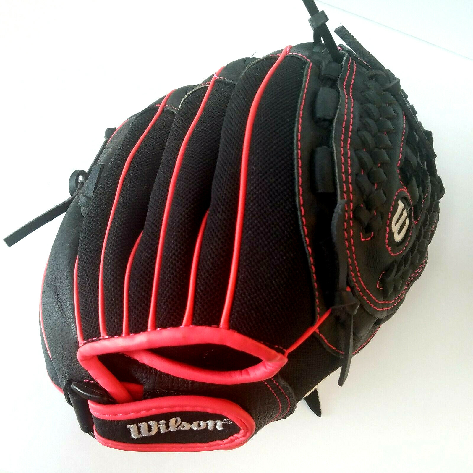 wilson flash glove