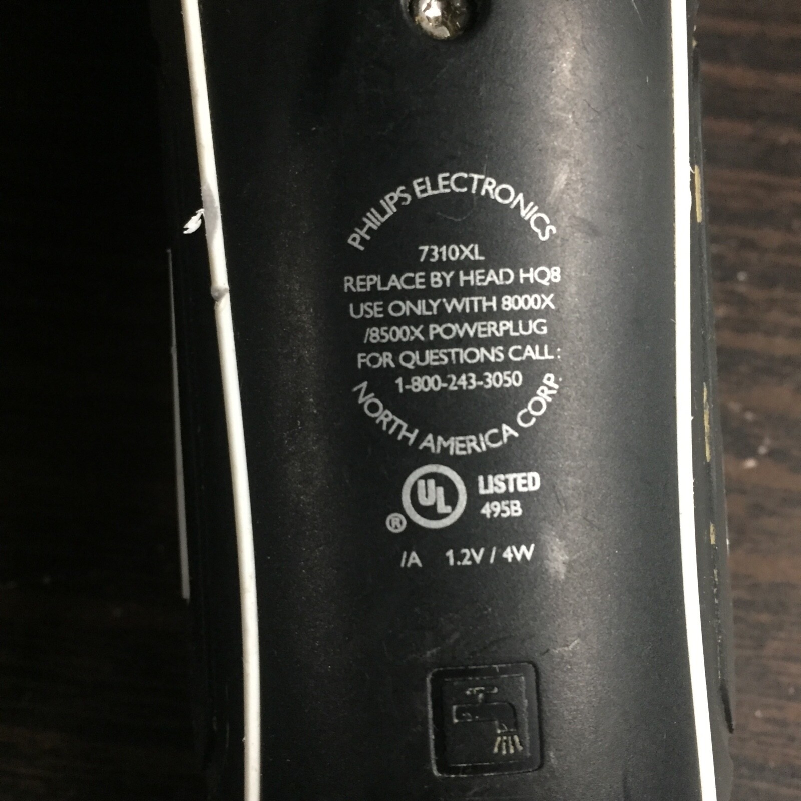 Philips Norelco 7310XL Cordless Rechargeable Men's Electric Shaver Untested