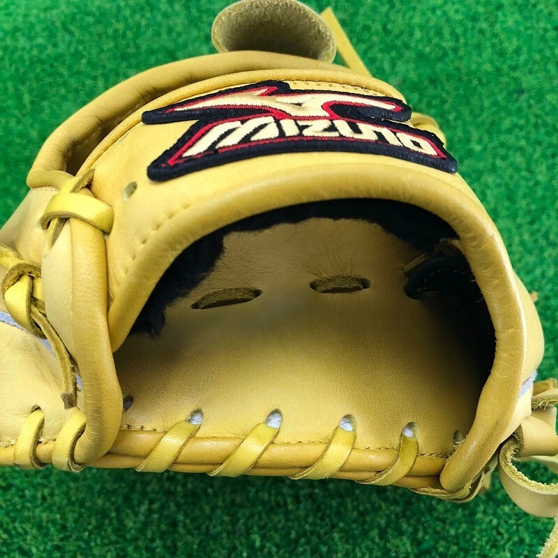 MIZUNO Japan Baseball Glove Pitcher Victory Stage helcrest RHT
